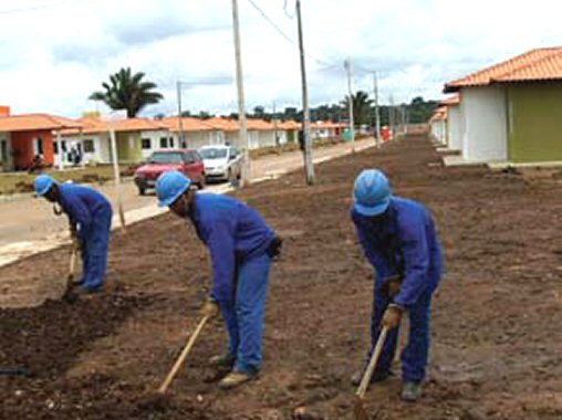 Empreendimentos comerciais, industriais e residenciais